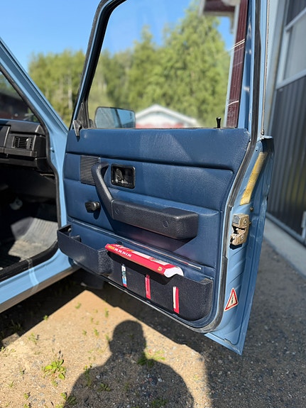 Volvo 244 4 of 5