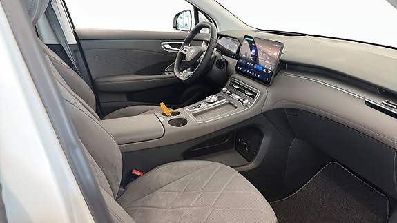 MG S6 3 of 5