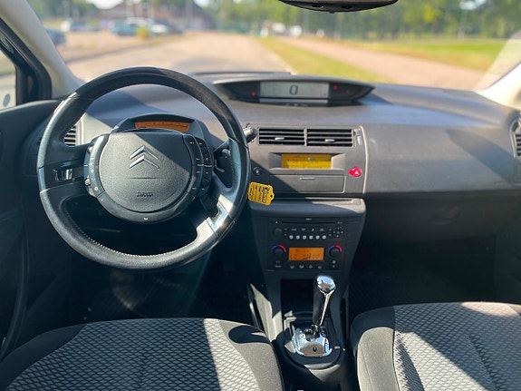 Citroen C4 10 of 16