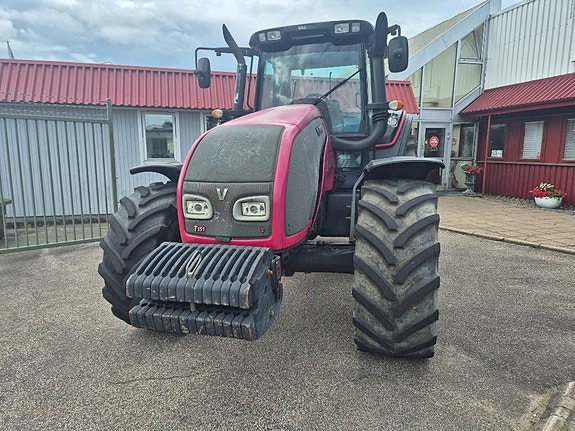 Valtra T 151 E 3 of 5