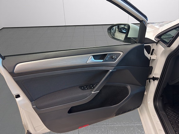 Volkswagen Golf I 15 of 20