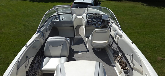 Bayliner 185 BR, V6, 4,3 L, 220 hK 4 of 5