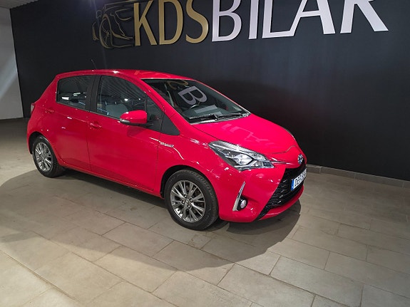 Toyota Yaris 5 of 5