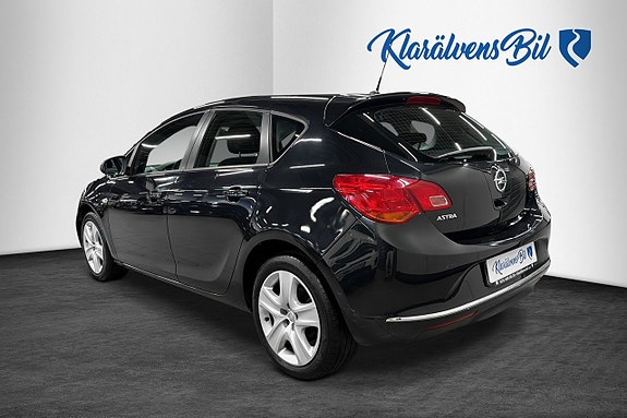 Opel Astra 4 of 5