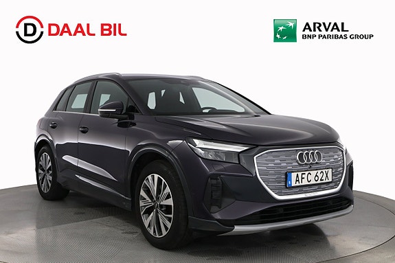 Audi Q4 e-tron 3 of 5