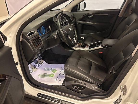 Volvo XC70 5 of 5