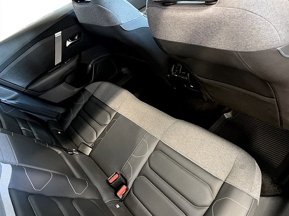 Citroen C4 X 15 of 18