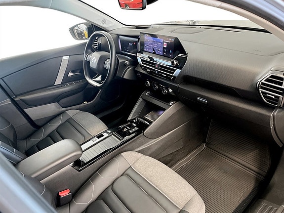 Citroen C4 X 14 of 18
