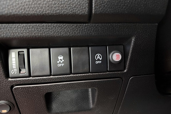 Isuzu D-max 12 of 17