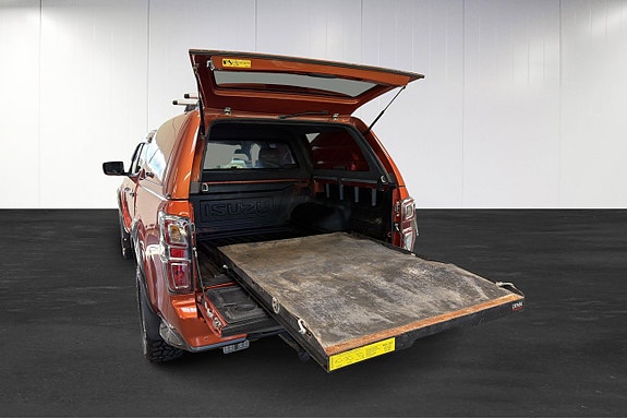 Isuzu D-max 17 of 17