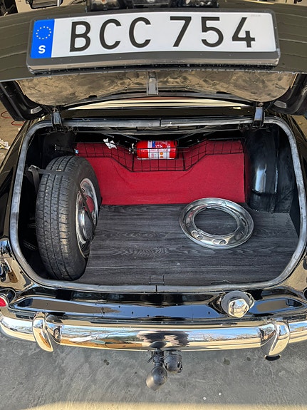 Volvo Amazon 4 of 5