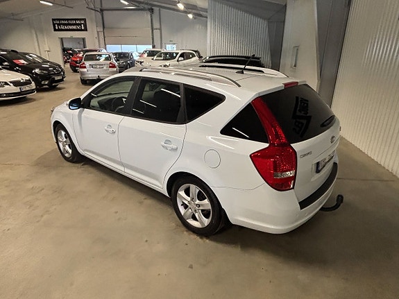 Kia Ceed 4 of 5