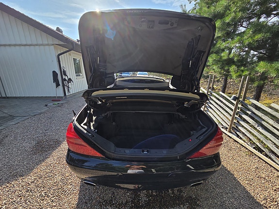 Mercedes-Benz SL350 11 of 11