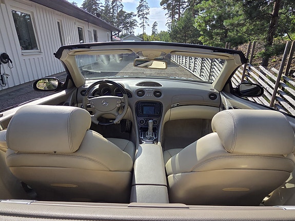 Mercedes-Benz SL350 6 of 11