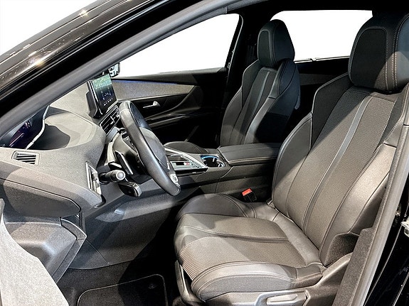 Peugeot 5008 4 of 5