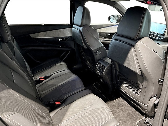 Peugeot 5008 15 of 19