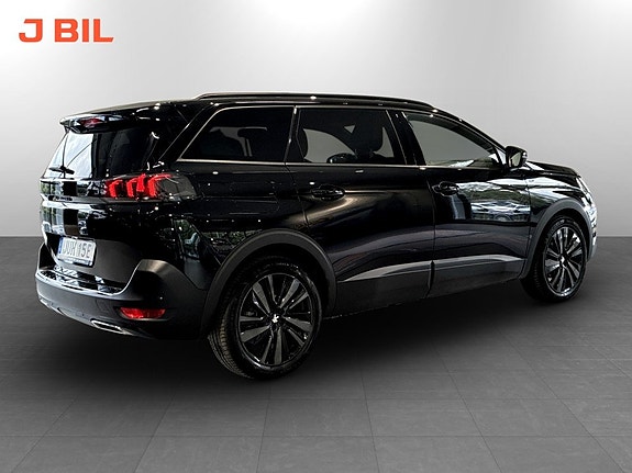 Peugeot 5008 3 of 5