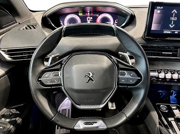 Peugeot 5008 7 of 19
