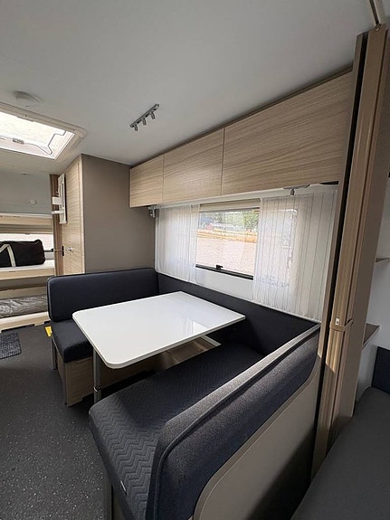 ADRIA ALTEA 542 PK. Vån-säng/Mikro/Förtält.2021 5 of 11