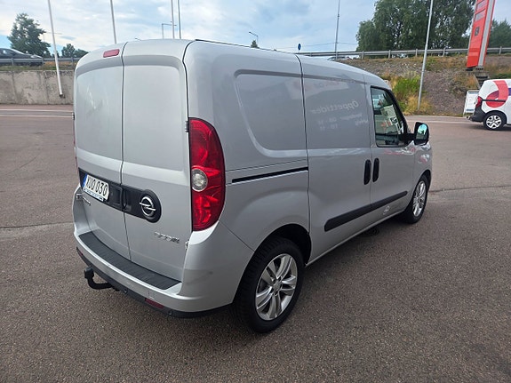 Opel Combo 8 of 20