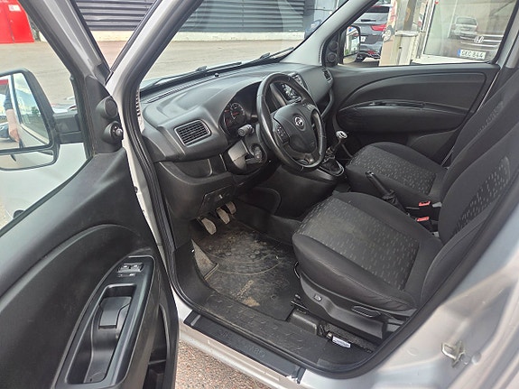 Opel Combo 2 of 5