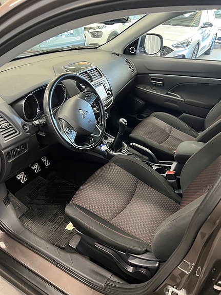Mitsubishi ASX 4 of 5