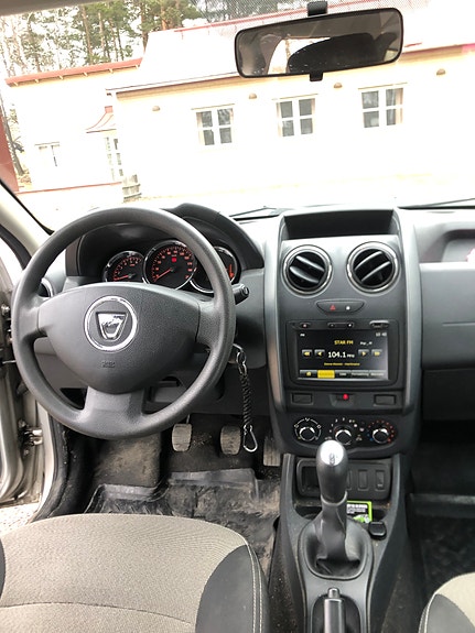 Dacia Duster 4 of 4