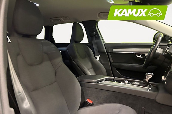 Volvo V90 15 of 26
