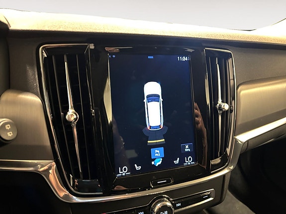 Volvo V90 18 of 25