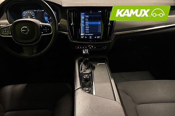 Volvo V90 10 of 26