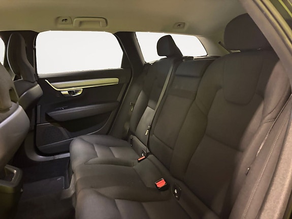 Volvo V90 14 of 25