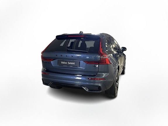 Volvo XC60 9 of 19