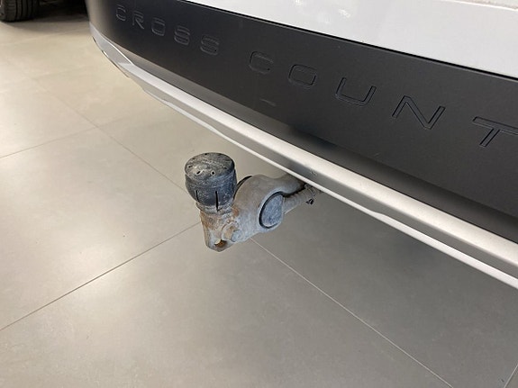 Volvo V90 Cross Country 11 of 15