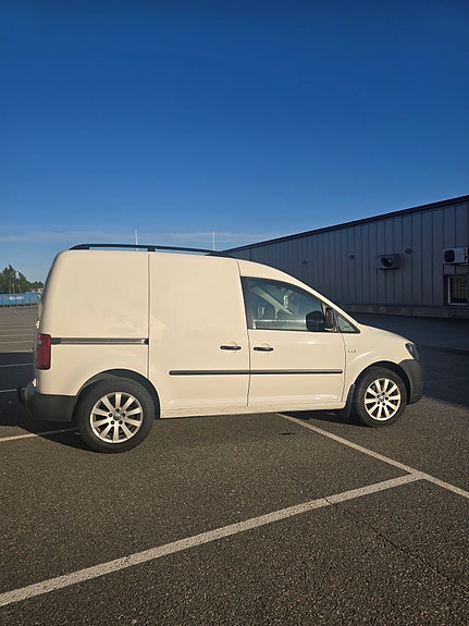 Volkswagen Caddy 3 of 5