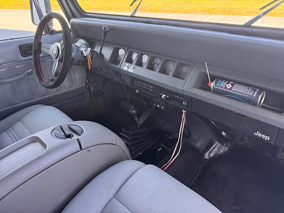Jeep Wrangler 12 of 30