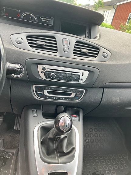Renault Grand Scenic III 5 of 5