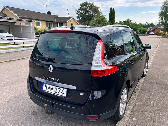 Renault Grand Scenic III 4 of 5