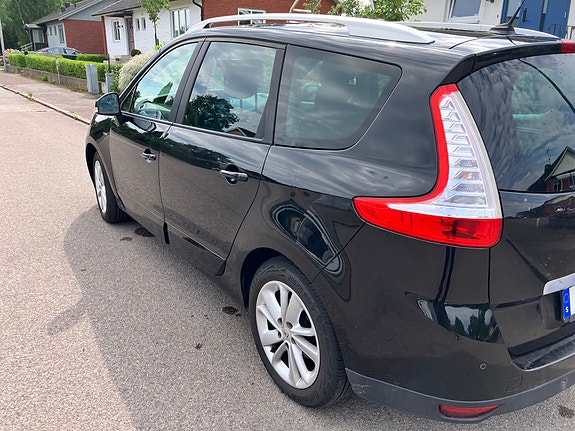 Renault Grand Scenic III 3 of 5