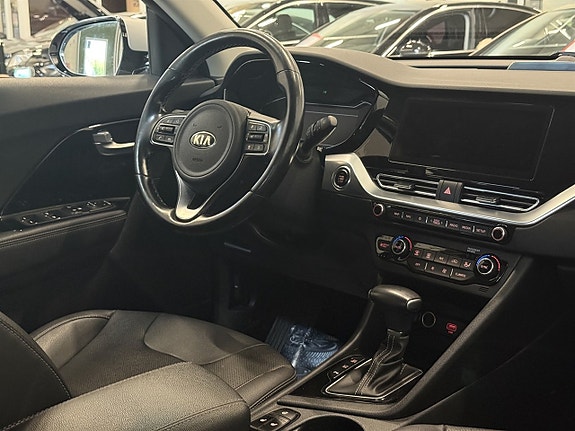 Kia Niro 11 of 25