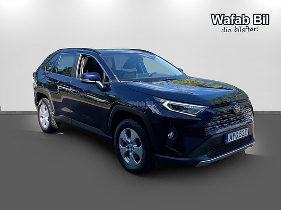 Toyota RAV4 3 of 5