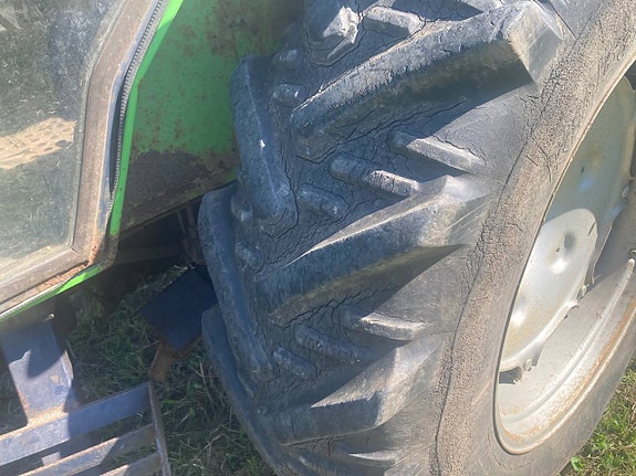 Deutz D65 07 C med lastare DEFEKT 4WD 5 of 12
