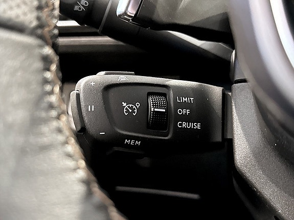 Peugeot 5008 8 of 19