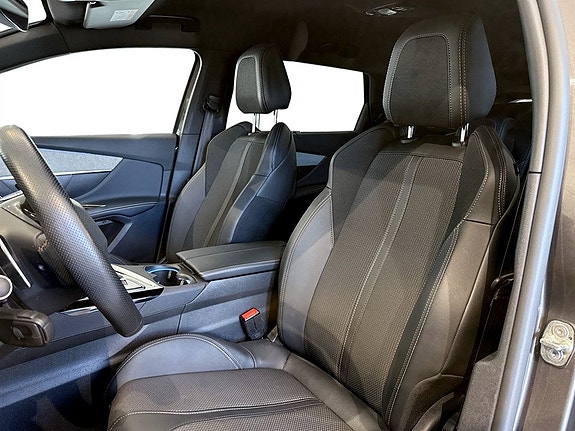 Peugeot 5008 4 of 5