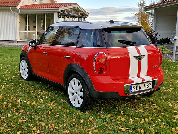 MINI Countryman Cooper D 3 of 5