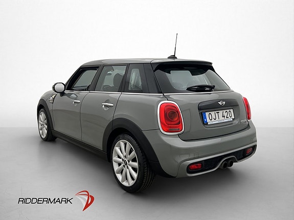 MINI Cooper S 5 of 5