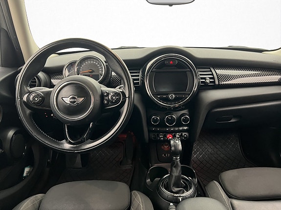MINI Cooper S 12 of 30