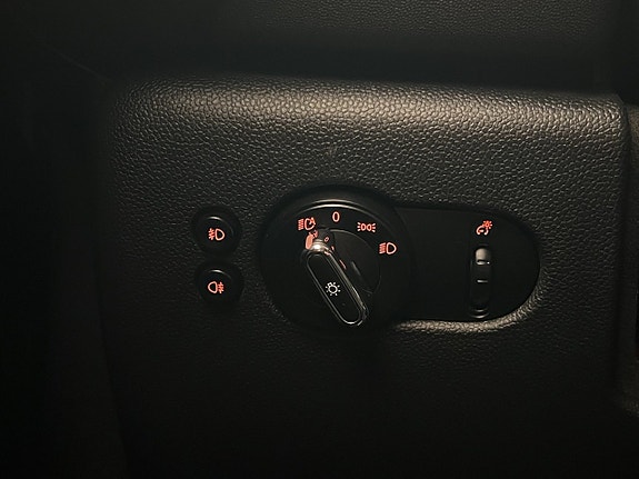 MINI Cooper S 27 of 30