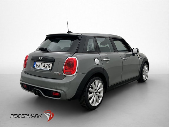 MINI Cooper S 8 of 30