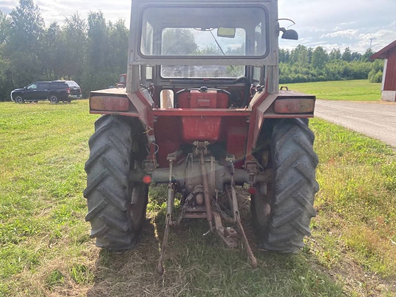 MF 135 med lastare och servostyrning 5 of 12