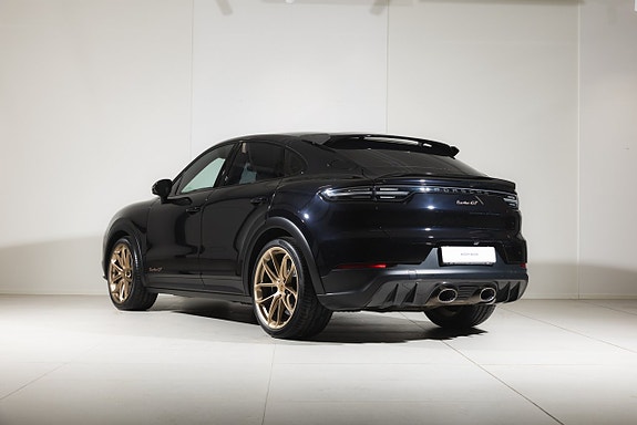 Porsche Cayenne Turbo GT 5 of 5